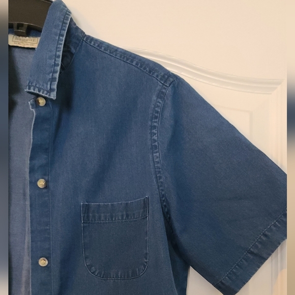Chambray denim short sleeve shirt - Picture 3 of 12